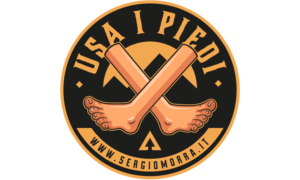 usa i piedi!